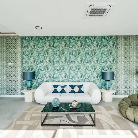 Ultimate - 3br Met Prive Tuin In Oasis 325 Estepona
