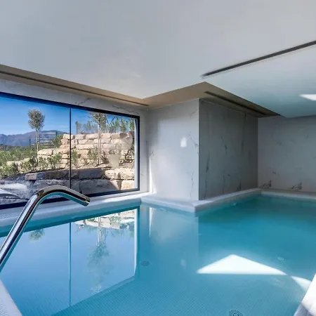 Ultimate - 3br Met Prive Tuin In Oasis 325