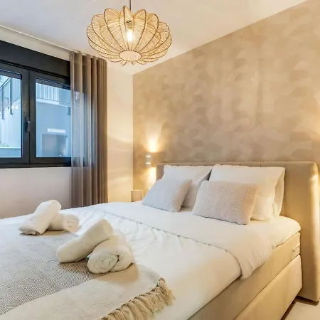 アパート Ultimate - 3br Met Prive Tuin In Oasis 325 *